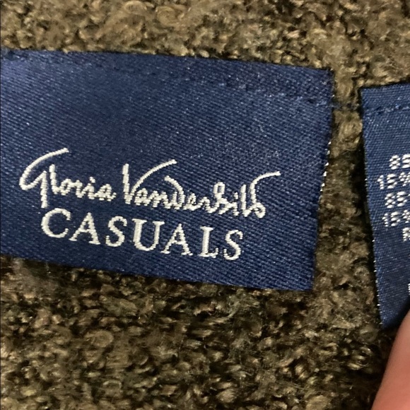 Gloria Vanderbilt ombré fall v neck soft sweater - Picture 3 of 13